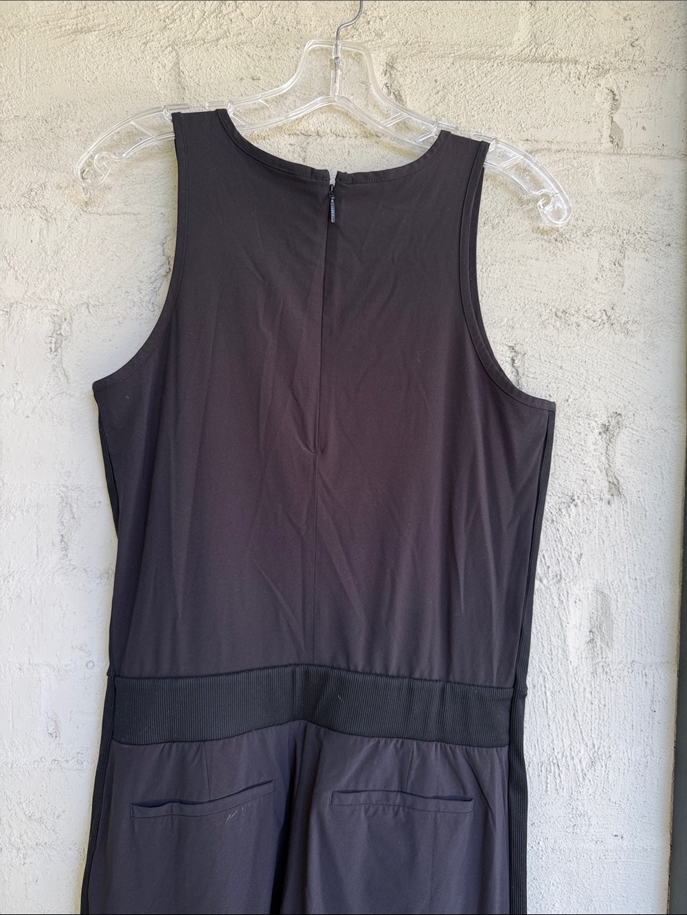 Athleta Brooklyn Sleeveless Black Jumpsuit Size 6 - Picture 7 of 13